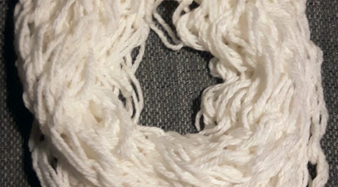 schneller handgestrickter Loop